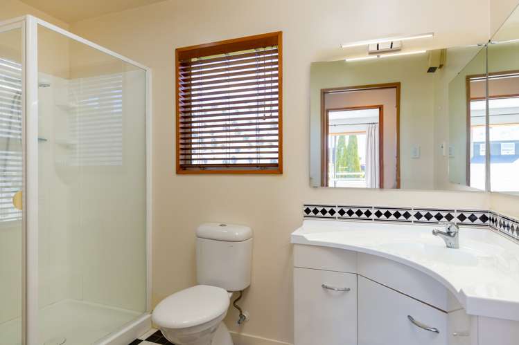 29b Beach Road Waikawa_13