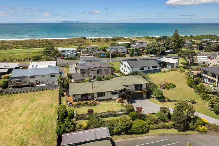 6 Hanlen Avenue Waihi Beach_3