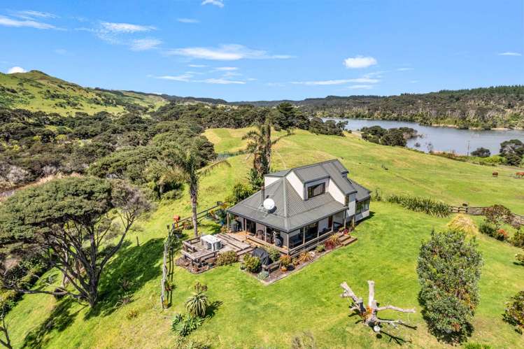 487 Wilson Road South Head Helensville_33