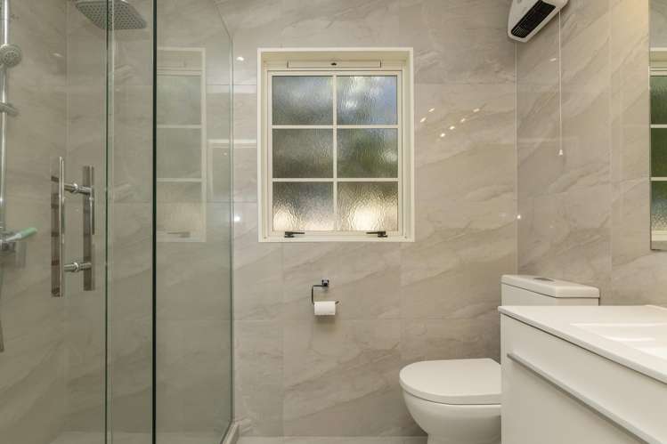 65 Te Moenga Park Acacia Bay_12