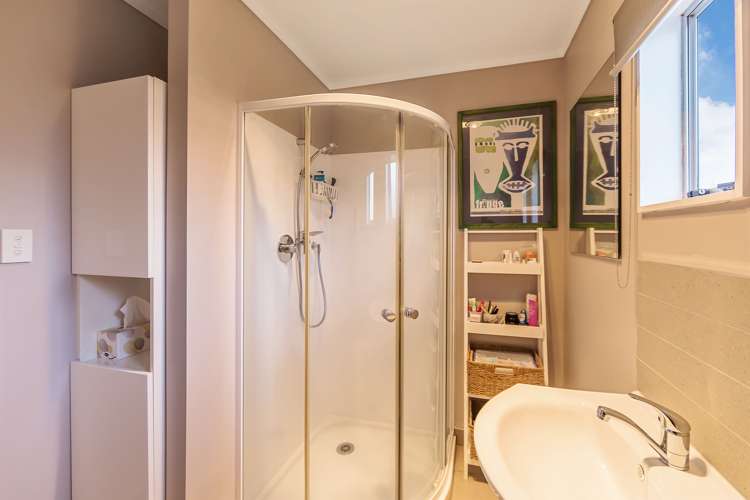 2/46 Chippendale Crescent Birkdale_10