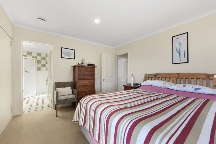 22 Hollybush Drive Brightwater_11