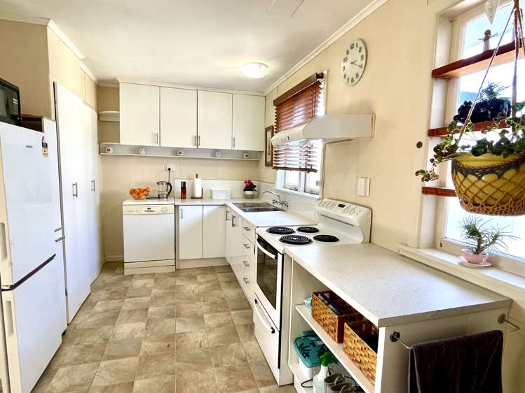 35 Queen Road Bellevue_11