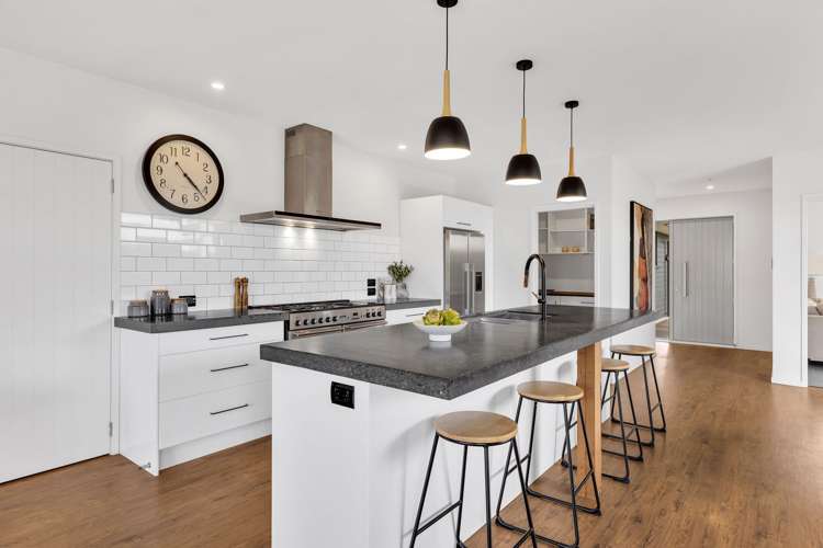 43 Sunline Avenue Lincoln_3