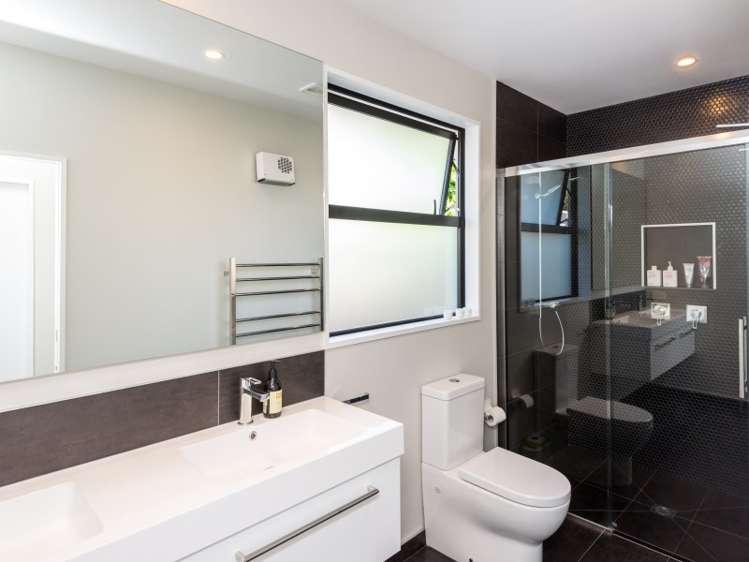 30 Reka Street Parklands_12