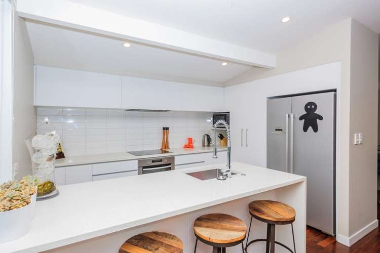 1/19 Lake Road Northcote_5
