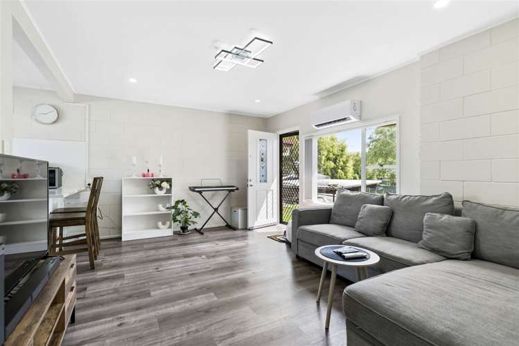 3/94 Chivalry Road Glenfield_6