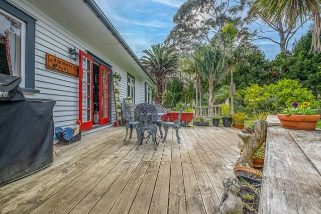 51 Amreins Road Waitakere_4