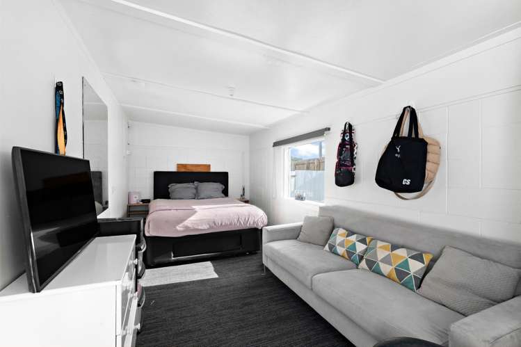 18 Murray Road Te Atatu Peninsula_11