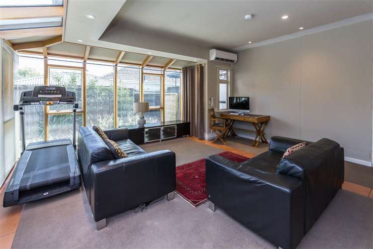 23 Devonport Lane Saint Albans_11