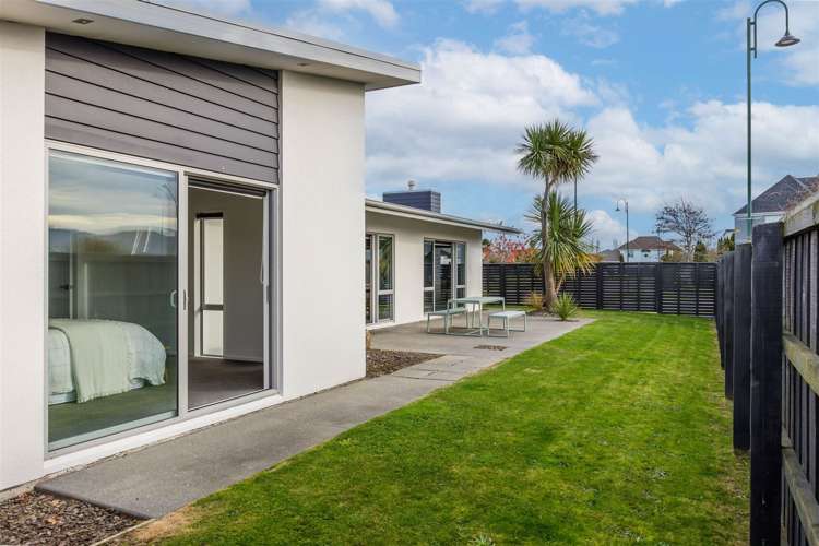 1 Millpark Place Northwood_18