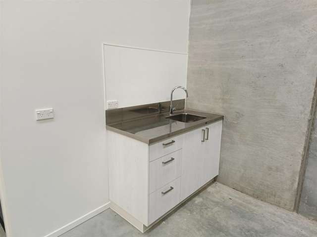 Unit 7, 15 Earthmover Crescent Burbush_3