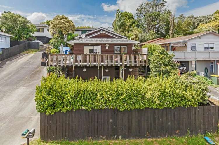 1/111 Spinella Drive Bayview_25