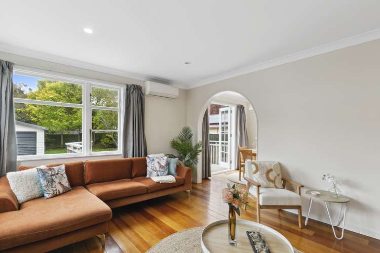 29 Collins Avenue Tawa_5