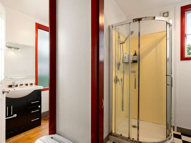 41 Firth Street Hamilton East_10