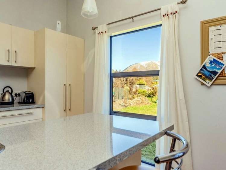 10 Toutouwai Place St Arnaud_5