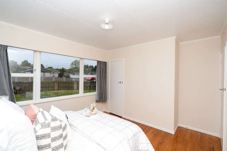 6 Maple Avenue Dinsdale_9