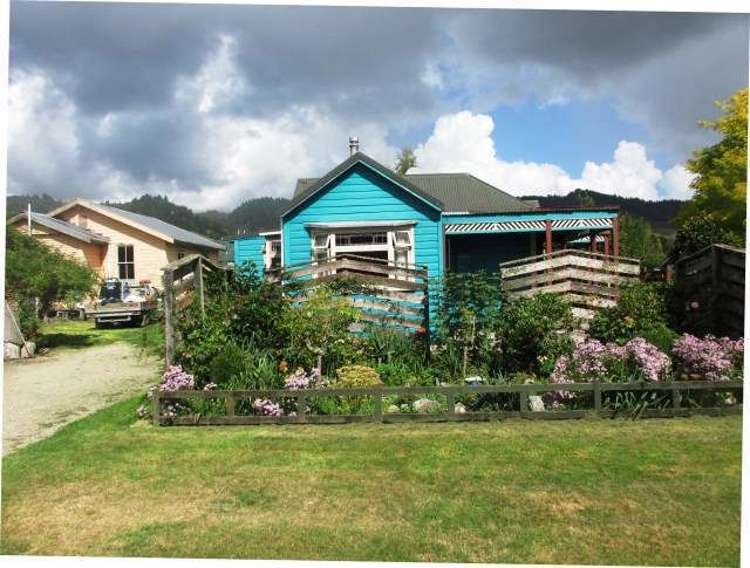 5 Dunn Street Reefton_12