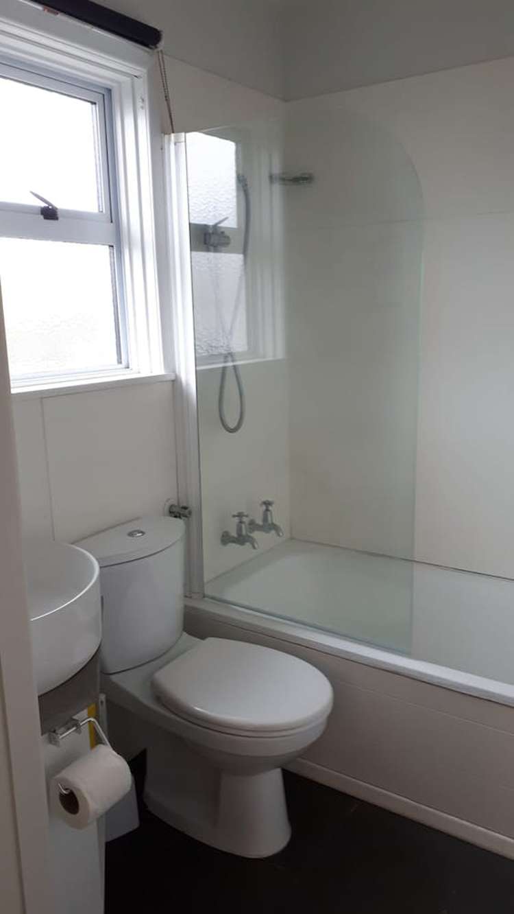 3/1104 Heretaunga Street East Parkvale_6