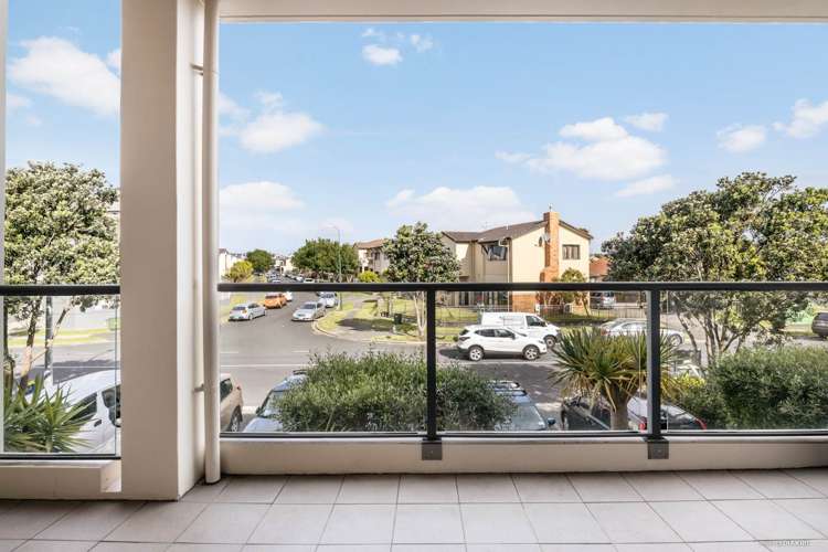 86b Michael Jones Drive Flat Bush_1