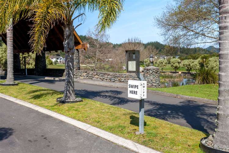 68 Pinehurst Drive Pauanui_24