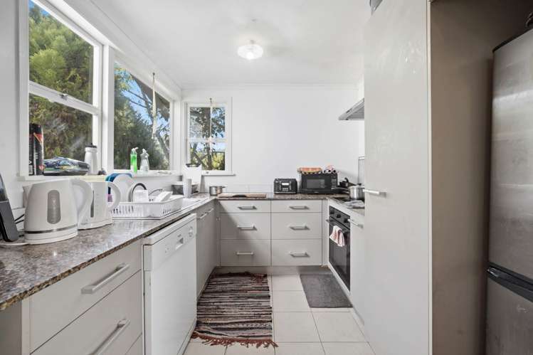 27A Lloyd Avenue Mt Albert_13