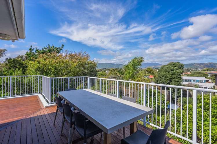 8 Ara Kuaka Waikanae Beach_24