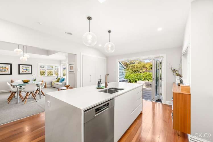 49 Penrose Street Woburn_11