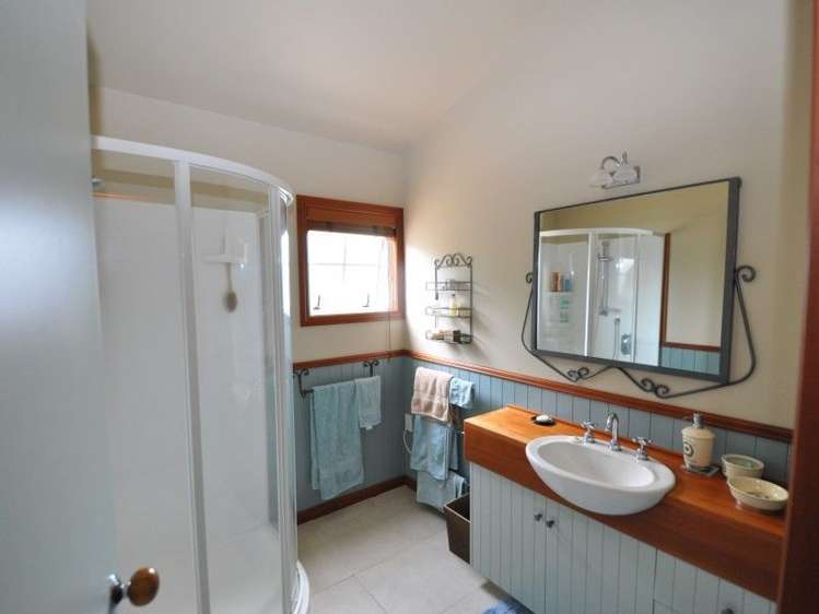 116 Motu Capri Pauanui_17