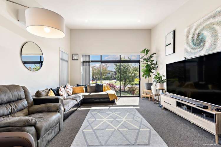 8 Gallantry Crescent Papakura_11