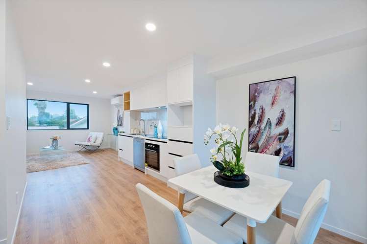 3/11 Hereford Street Te Atatu Peninsula_13