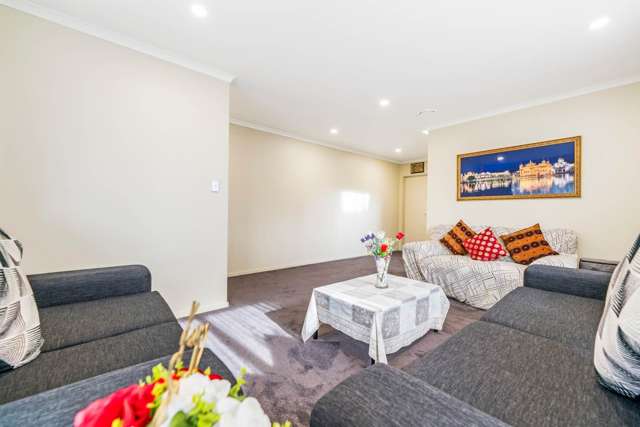 20 Bridgefield Crescent Flat Bush_4