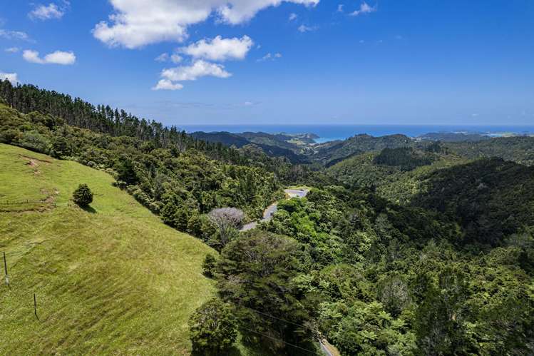 1403 Russell Road Helena Bay_9