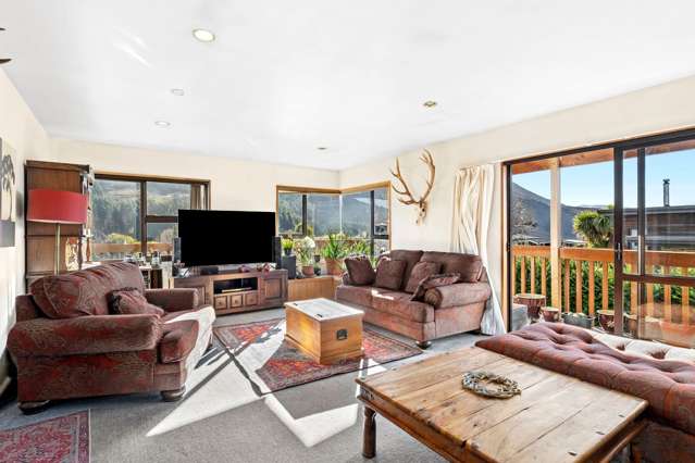 19 Parry Crescent Lake Hawea_4