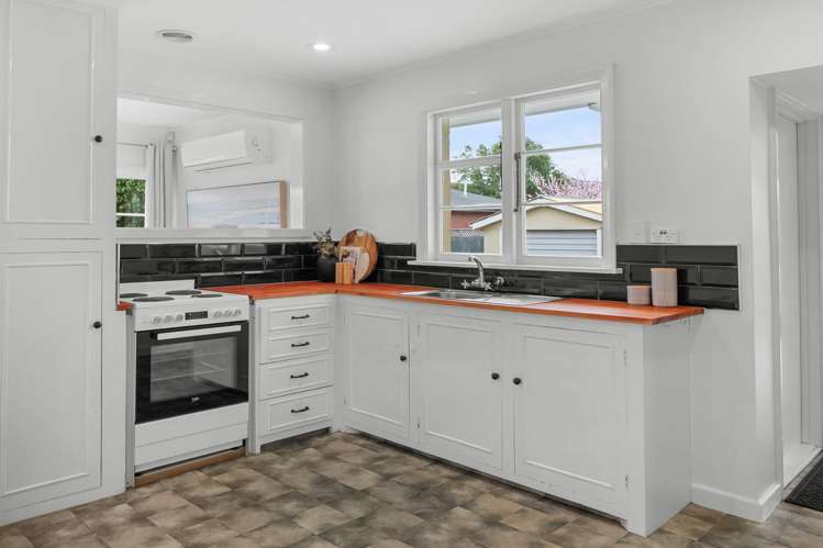 136 Brookside Terrace Bryndwr_6