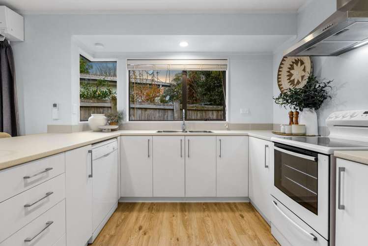 24 Kaimai Place Hairini_9