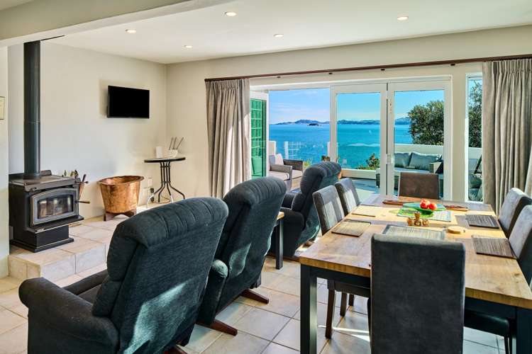 5 Rangiuru Road, Mahina Bay Eastbourne_10
