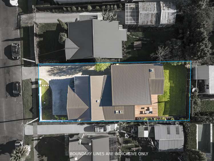8 Creamer Avenue Belmont_27