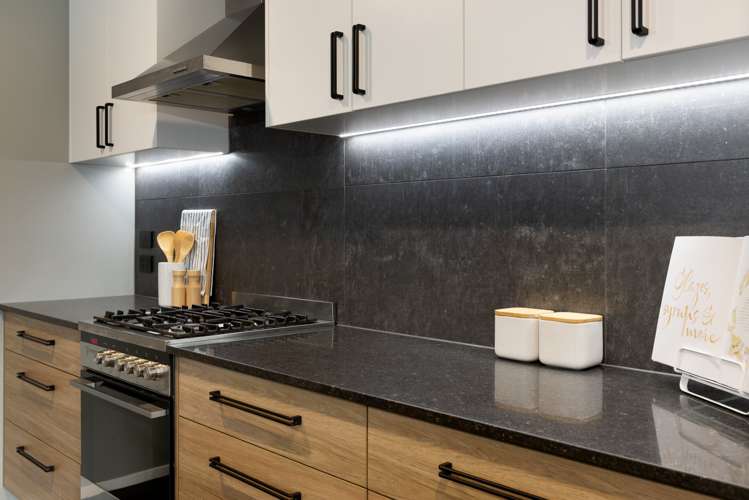 69 Hastings Road Pyes Pa_9