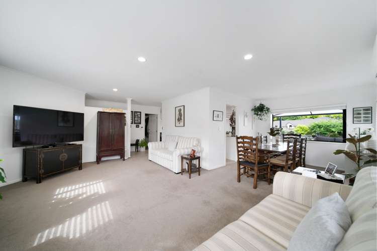 3 Mull Place Wattle Downs_11