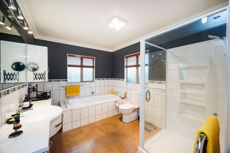 3 Lourie Way Fitzherbert_11