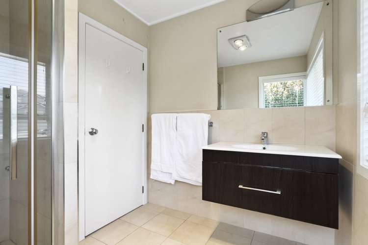 1/12 Killarney Street Takapuna_13