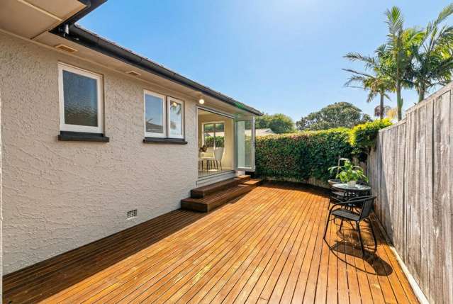 1/9 Corrella Road Belmont_3