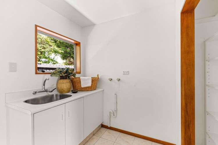 8 Swanleigh Place Ilam_16