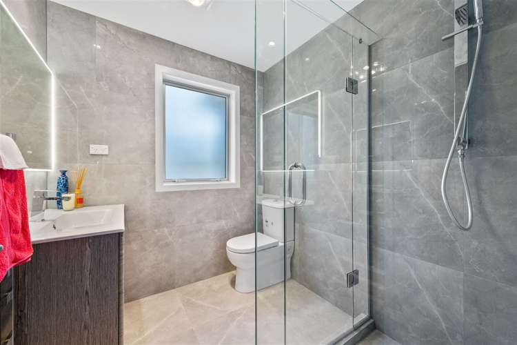 24 Glendene Avenue Glendene_13