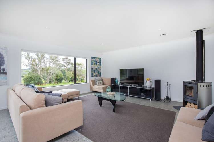 1524 Weranui Road Wainui_11