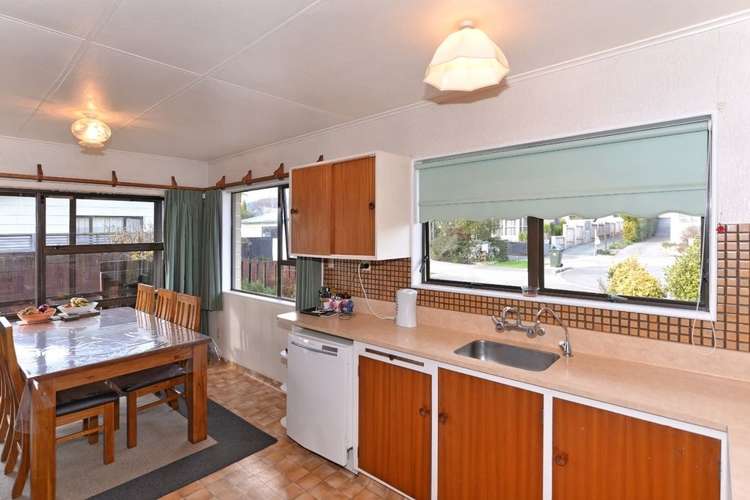 6 Field Place Richmond_12