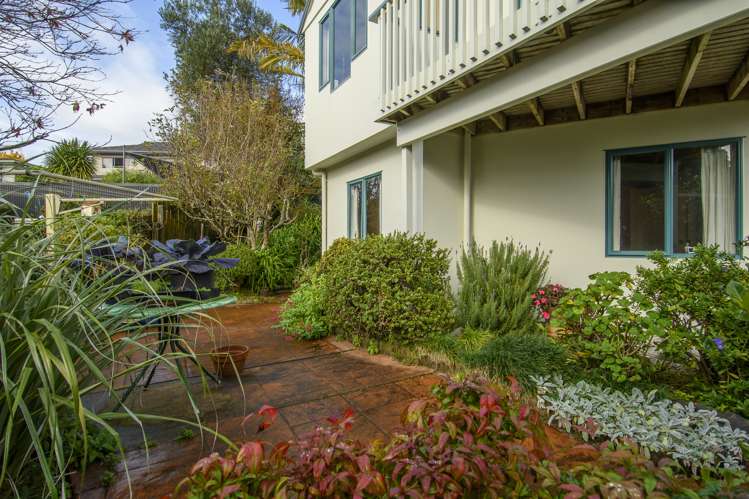 76b Sutherland Road Brookfield_15