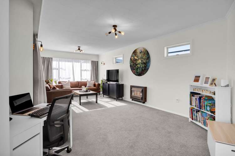 128 Waihi Road Hawera_13