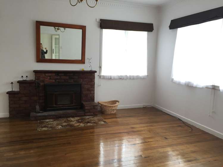 91 Beach Road Mellons Bay_2